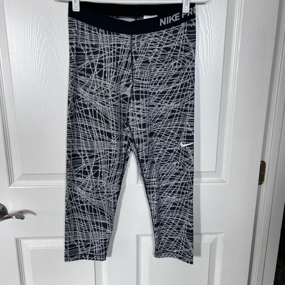 Nike Pants - Nike Pro Tights, Large